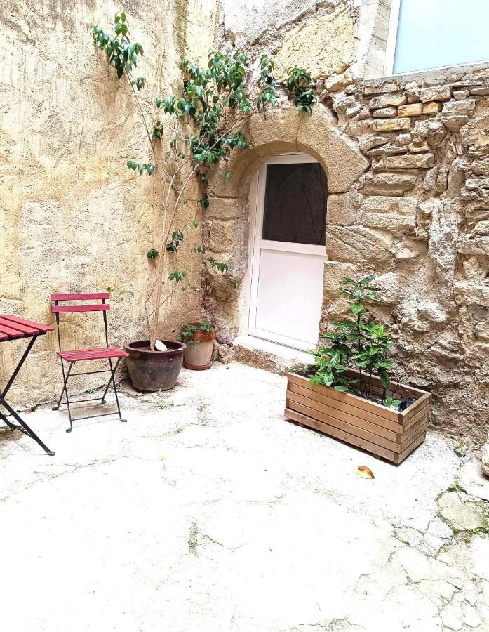 Appartement Centre L'Isle Sur La Sorgue Exterior foto